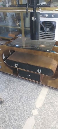 ميز شاشة • كوفة النجف