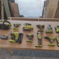 كل قطعة وسعرها نظيفات جداً  واسعارهن كلش مناسبة وتساب او خاص  وينباعن ...