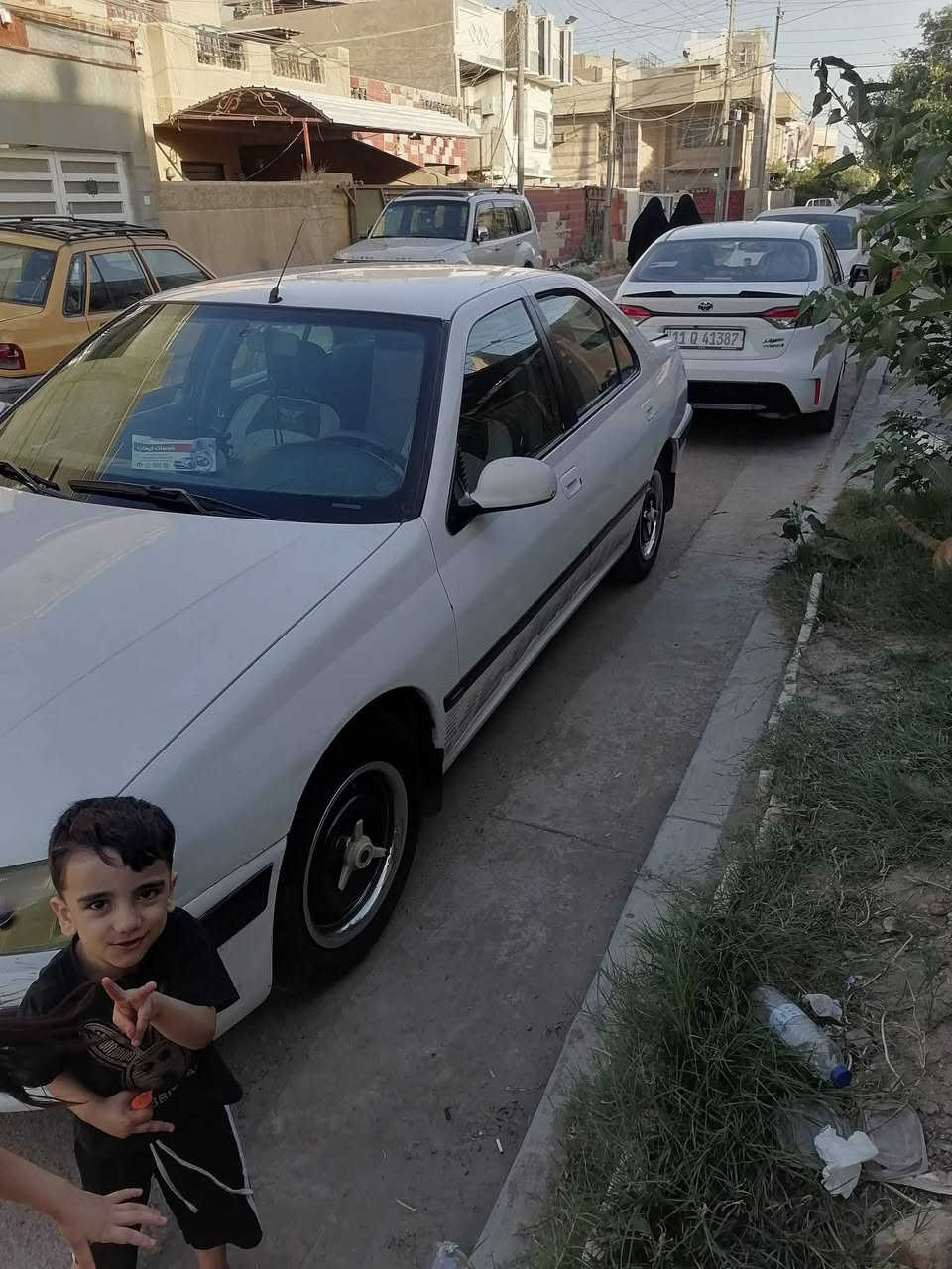بيجو 406 موديل 1995 بلادي كير ومكينه كورله1800 اوتماتيك رقم بغداد مشروع وطني سنويه لل 2028 تخم تاير سياره نضيفه تبريد شغال وثلج  بدون ضربه ولا صبغ بيها رصعات وبيها ملاحضات بسيطه  السعر 48وبيها مجال  *********** عنواني بغداد حي الجهاد
