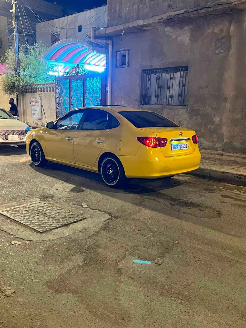 السلام عليكم النترا مديل ٢٠١١ خليجي رقم بابل شرط تحويل مصفره هيئة وغرامات سيارة ستوه مصبوغه مكينه ستوني شاده حاويه تبريد قبل سبوع منضومه جديده تخم تاير جديد حداده من اطول للطول جديده غرفه مدوشه جديده سيارة جاهزه ع اخر حبايه مكاني البصرة اتصل وبخدمتك السعر١٠٥وبيه مجال للأستفسار ***********واذا اكو مراوس بنيسان صني
