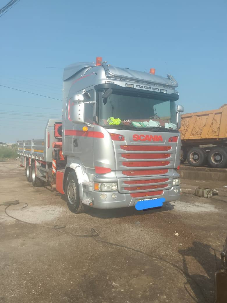 السلام عليكم
201سياره سكانيا موديل 5

كرين فاسي 13.5 طن موديل 213
٤سلايت
سياره جديده مشتغله قليل جدا 
للاستفسار ***********
