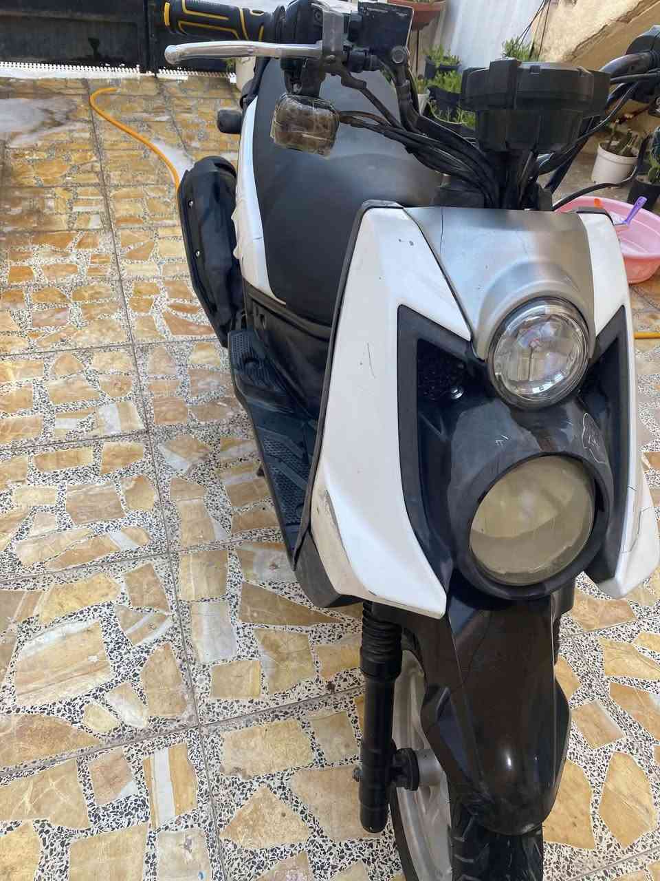 سكنس جبلي للبيع ملاح  فول
الدراجه وكيل بيها عقد مال دهن بشركه 
المكينه اطيك بيها كفاله شكد ماتريد
الدراجه كلها ختم واحد  
جيب وياك مصلح وتعال
السعر  1250 مليون وربع وبيها مجال حك الجيه
موجود رقمي ***********
