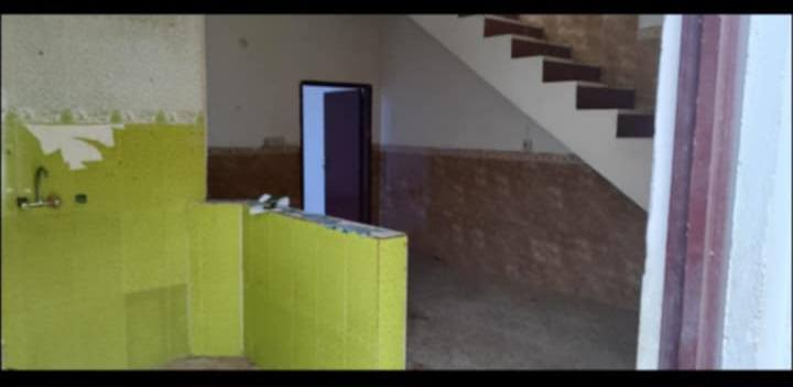 بيت للبيع 60 متر ركن يحتوي على غرفه وصاله ومطبخ واستقبال وصحيات منطقه ال57 كلش قريب على شارع المكاتب سعره 50 مليون وقابل للتفاوض للأستفسار واتساب ***********
مكتب الموسوي للوسائط العقارية مستعدون لأستقبال عروضكم التجارية والزراعية والسكنية بيع وشراء رهان ايجار
