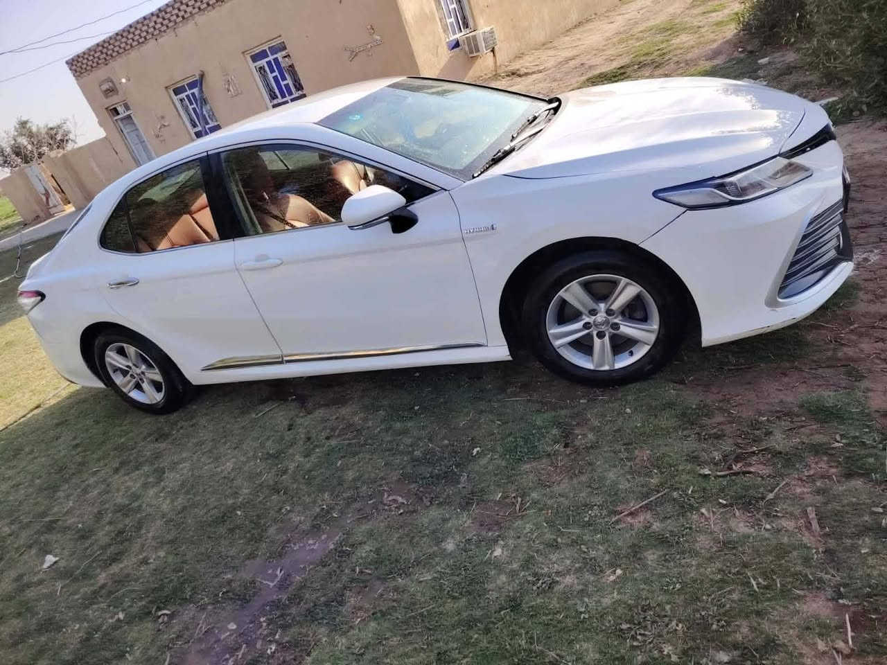 سلام عليكم كامري 2023
سياره جاهزه ونضيفه بأسمي مداور ثاني يوم حادث بنيد فقط السياره فول عدى الفتحه للأستفسار اكثر ***********
