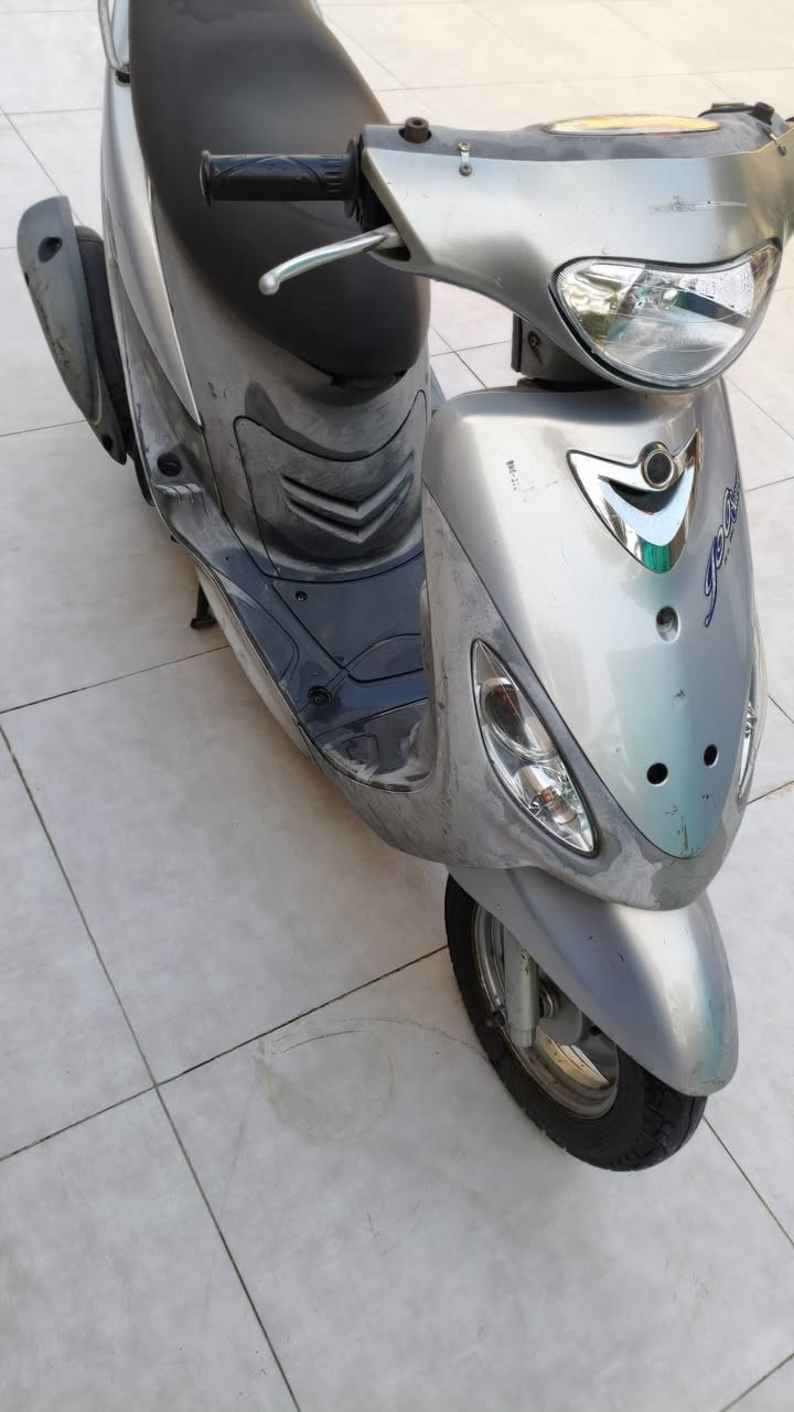 ماكس قجمه للبيع فقط كفاله عامه حاويه مصارلها شهر من اخذتها /مليون50وبيها مجال عنواني البصره هوير الصغير اتصل ***********
