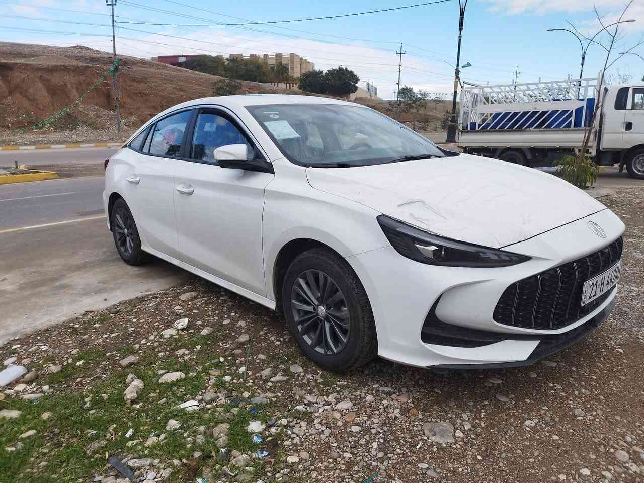 ايمجي جيتي بوفرؤشتن موديل 2025بوياخ تةنك نوكةدرزي بيوةنيه 3500رؤشتووة نرخي 125كةلايه ***********
