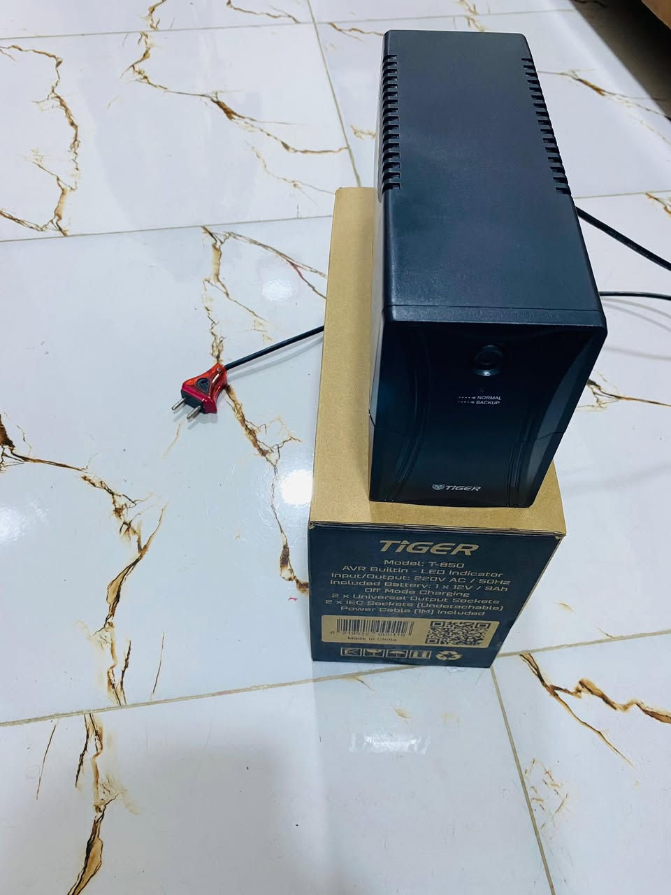 السلام عليكم بلي فور سلم استعمال شهر جديد  ويا يو بي إس يطول شحن ساعتين وربع يدات أصليات وبي حساب ألعاب  للبيع ب350 مكاني حله مركز


**إذا كنت صاحب هذا الإعلان وتريد حذفه لأي سبب، رجاءا أرسل رسالة إلى الدعم الفني**