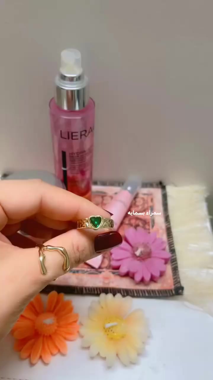 القطعه بالفين 
3قطع ب5 فقط 
التوصيل الف لكل بلوكات بسمايا 
غير مقاومه للماء والعطور


**إذا كنت صاحب هذا الإعلان وتريد حذفه لأي سبب، رجاءا أرسل رسالة إلى الدعم الفني**