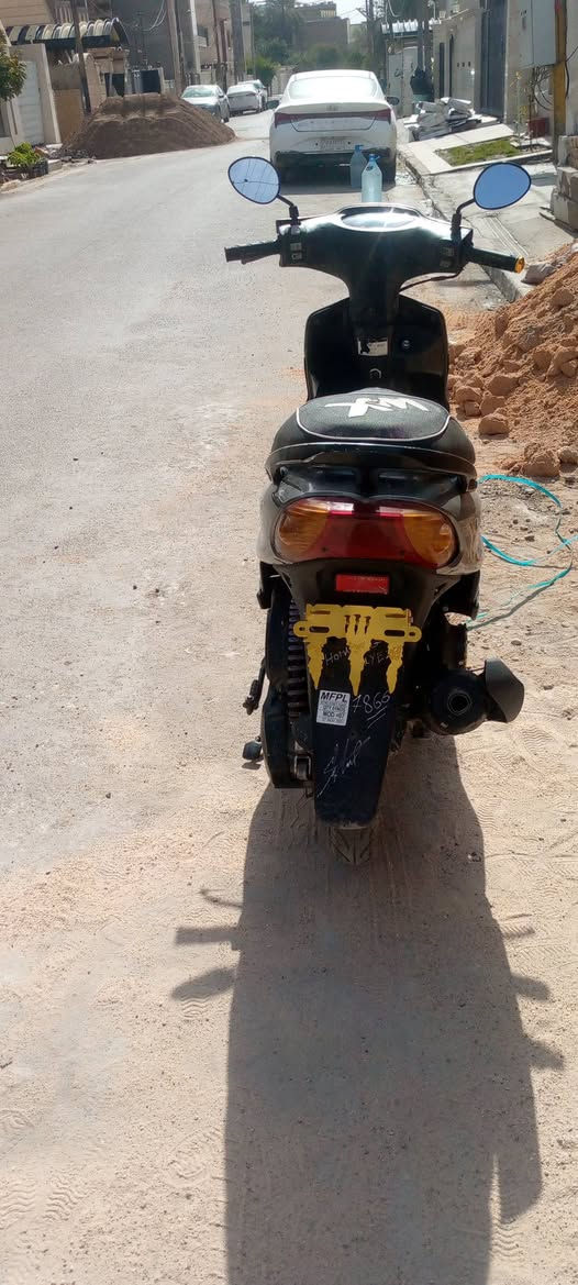 دراجة قچمة خير من الله لا نضوح ولا تبخير صالنصة رياضي اوراق موجودة كهربائيات كله شغالة تفحص وتقتنع مكاني حي الجهاد 
هاتف *********** بغداد, العراق
