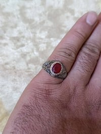 ياقوتة ناعمة • حجر كريم