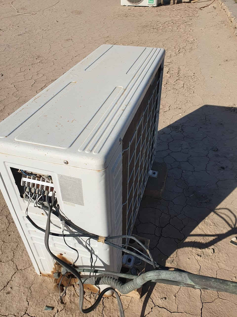 سبلت الحافظ  2طن للبيع مبدل بس غاز السعر 250
الاتصال ***********
