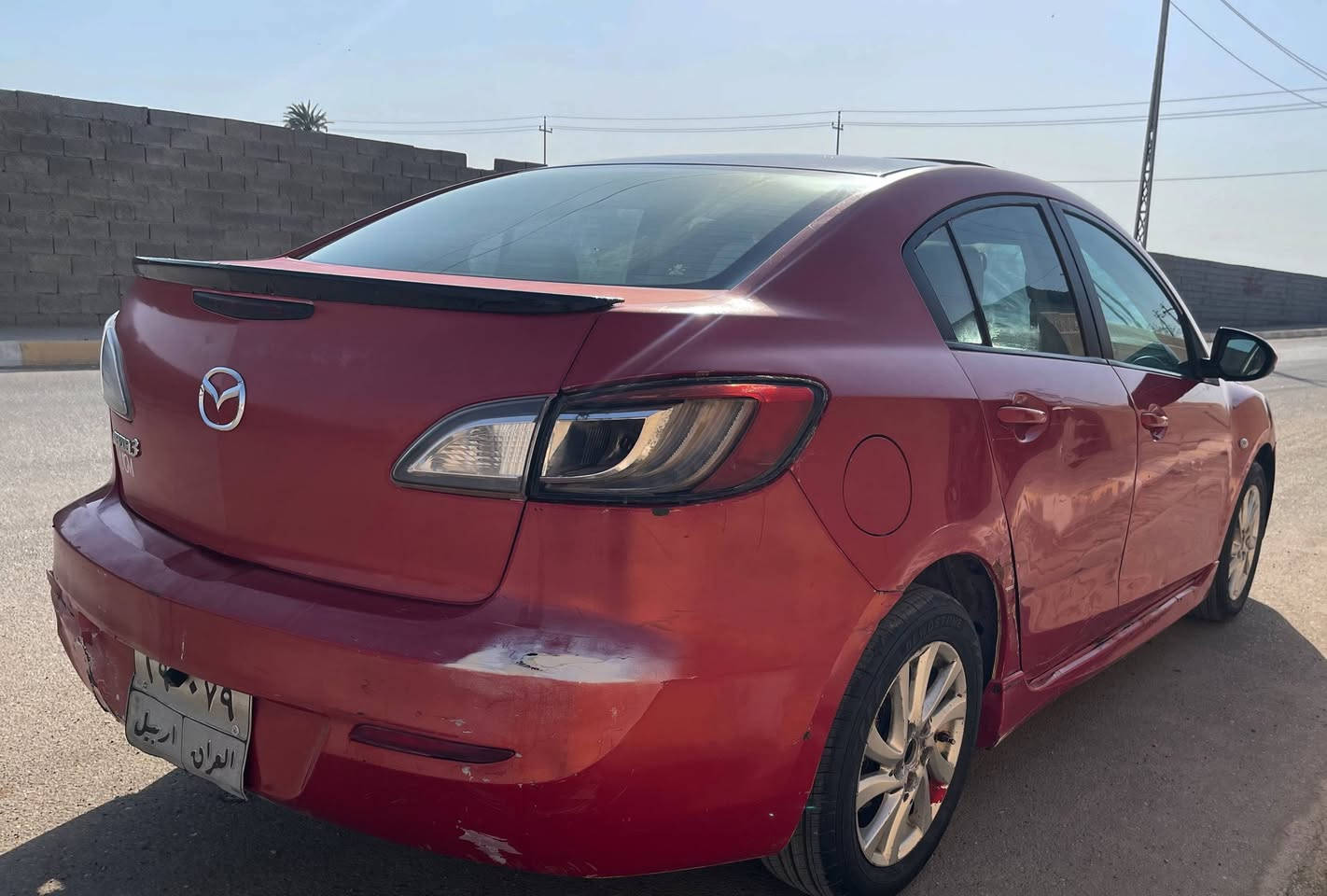 للبيع مازدا زوم ٣ موديل ٢٠١٢ خليجي فول مواصفات
بصمة تشغيل
فتحة سقف
تحكم ستيرن جهتين
مثبت سرعة
محرك ١٦٠٠ دوش
تبريد ثلج وتدفئة شغاله
تخم تاير جديد قبل اسبوع شاده
باتري جديد
تخم دسك جديد
كير ومحرك نظيف جدا ومكفول من الفتح
سياره جديده وما بيها نقص فقط البك لايت انضرب وانكسرت الجامه
بيها جراد وموضح كلشي بالصور اما كير ومحرك وكهربائيات كلها على وضع الشركة
القماره بيها جراد قليل وغلفتها و قبل التغليف مخليها مع الصور 
رقمها اربيل ( تريد تحويل تريد وكاله)
مكانها فلوجة وبغداد
سعرها : ٧٣ وبيها مجال
للتواصل : ***********
