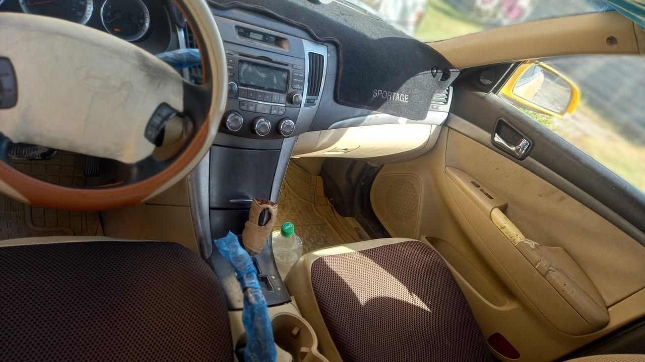 السلام عليكم،،للبيع سوناتا موديل 2010 رقم ديالى شرط التحويل محرك 2400،
گير محرك خير من الله،وارد امريكي ضررها بس الچامرلغ الخلفي،السعر 80$ وبيها مجال حگ الجيه،العنوان ديالى / بعقوبه،للأستفسار اكثر الأتصال بالرقم ***********

