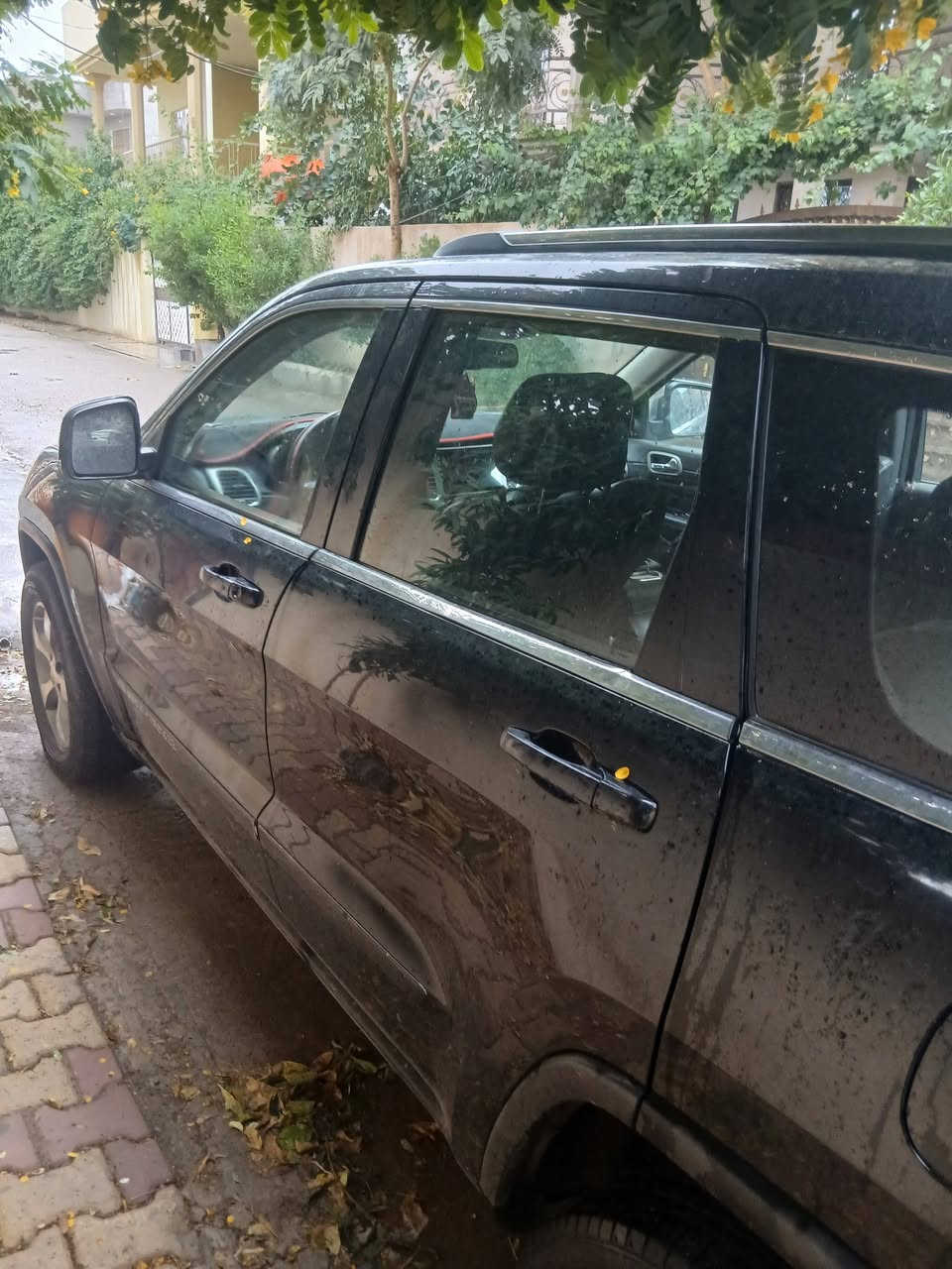 السلام عليكم جيب لاريدو موديل ٢٠١١ أسود رقم سليمانية باسمي ل٢٠٢٨ سنوية وارد امريكي كلين السونار موجود مكينة جديدة تو ويل  الاتصال على الرقم ***********  ديالى ( ١٥٧) s وبيها مجال قليل
