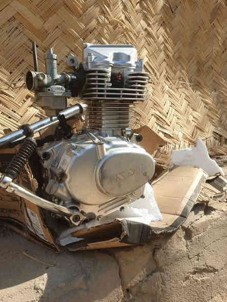 سلام عليكم مكينه نامه شلامجه 23 مفلوله من دراجه مو تجاريه شديت  تيربو  وفليته صدر امامي شديت سلفر و فليته مكينه مبدل وفات مكفوله شرط شغل شلعه ومعدل وفصله هيه ولصدر ب 170  قفل قفل قفل 169 ما صير هاذه رقمي ***********
