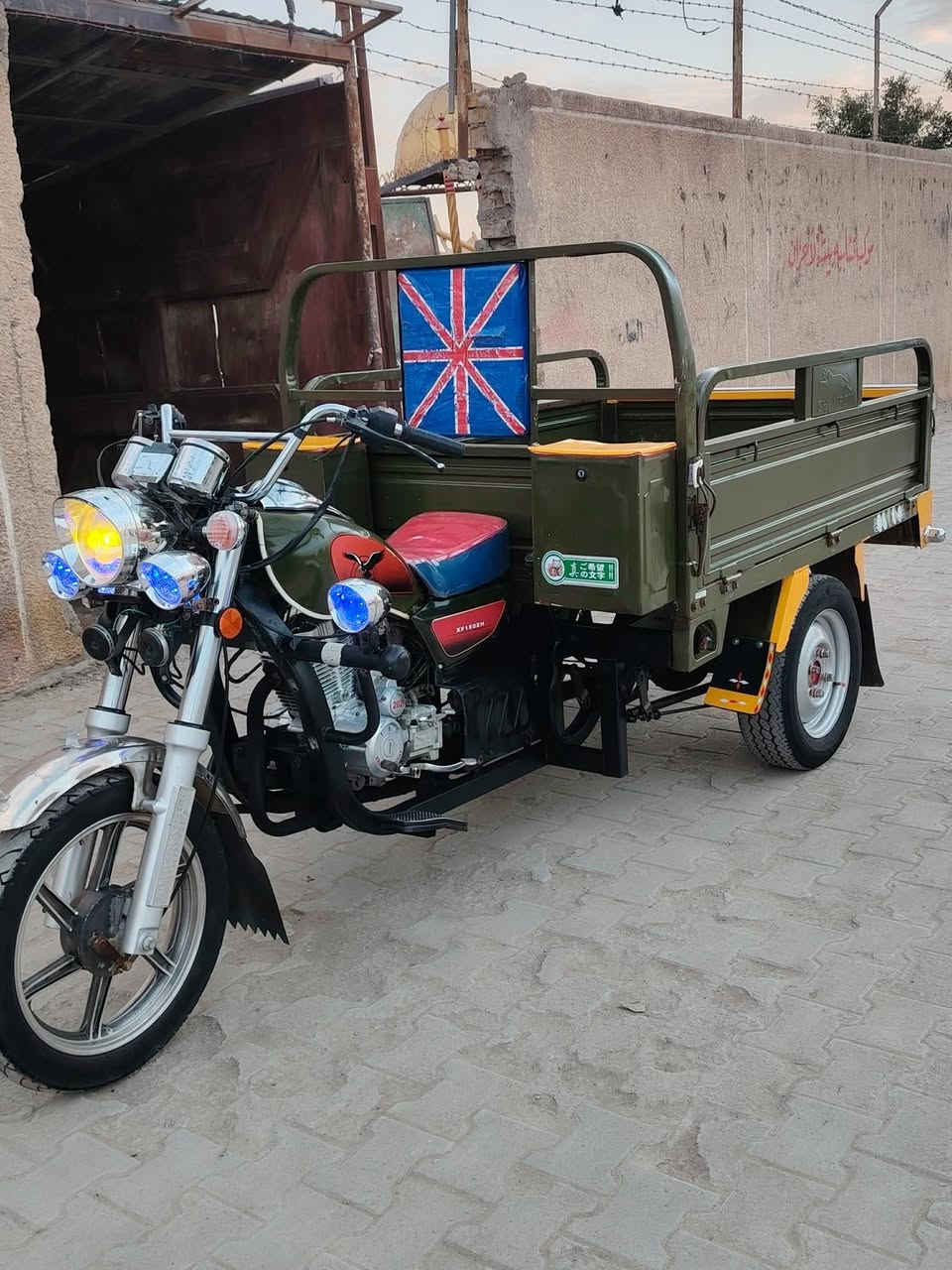 سلام عليكم ستوته جمره باب اول أوراق اصولي اكاتبك وي الوكيل مديل 2021 كلهه عل بلاد لاصبغ ولاخياس شاصيهه وركبتهه مكفولات كفالة عامه لا لحيم ولامعجون بيهه تخم تاير جديد جوبلس صدر كهربائيات كلهه جدد وشغاله دبلات شغاله نكره سلف ستوته كلش نضيفه وجاهزه شرط الفحص نضافتهه نفس البصوره ستوته مال جنيان ونضافتهه احلا من الصوره مكانهه بديوانيه تفاصيل أكثر اتصل خاص ماجاوب***********
