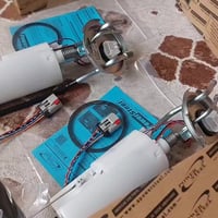 عبو ة بانزين كاملة مع فيت بم مع واشر مع طوافة مع فيشة خارجية لسيارات ك...