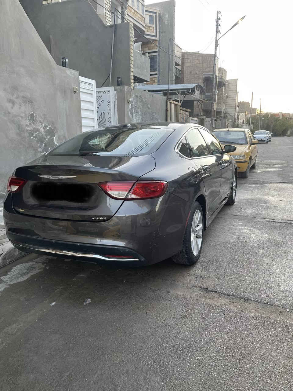 سلام عليكم c200مكينه 2400مكفوله من الصبغ بيها فقط باردمكينه مبدل بيها كاز كيت مكان السياره بغداد للستفسار رقم***********شاشا صغيره معروف مواصفاتها السعر 95 وبيها مجال بسيط
