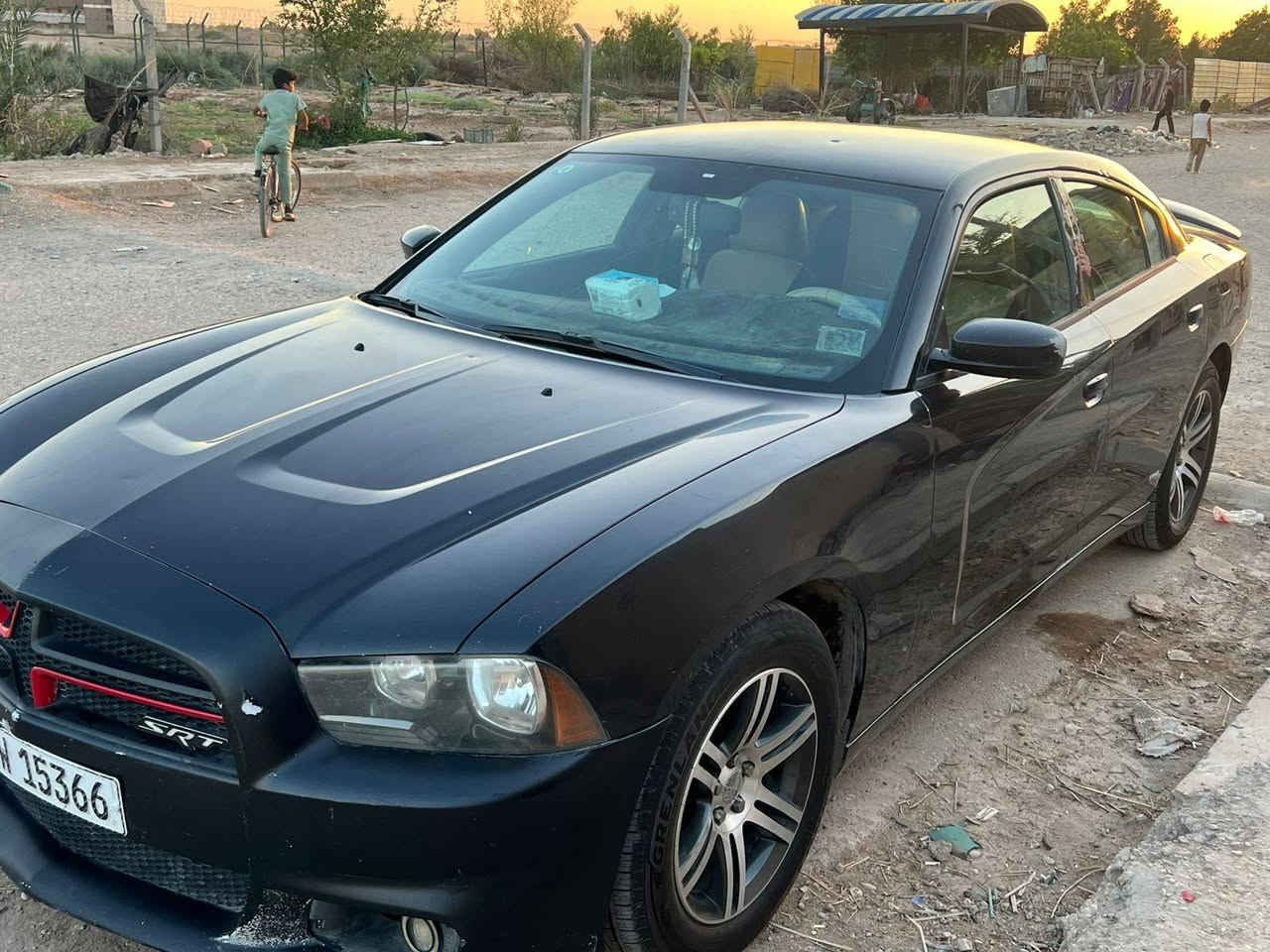 جارجر ١٣ كندي حادثها باب كلير ماناقصها برغي السعر ١٥٧  مكانها بغداد ***********
