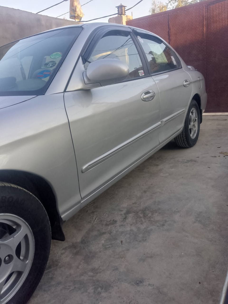 سوناتا فورموديل 2000 للبيع رقم دولي بسمي سنويه مجدده 2030 مع هزه
صبغ عام بدون اي طخه تبريد وتدفه شرط 
طخم تاير جديد سنتر لوك ابواب مع جهاز تقفيل وتفتيح 
صدر امامي مع خلفي لوك اريل كهرباء مع كهربائيات الكل شغله علما السياره بدون اي نقص 
محرك وكير شرط من شروط حاويه ع الفحص قبل شهر شادهم مع جميع التفرعات الاستفسار ع الرقم ***********
مكان السياره ب ديالى قريه سراجق والسعر 60 بيه مجال قليل تحياتي لكم جميعا
