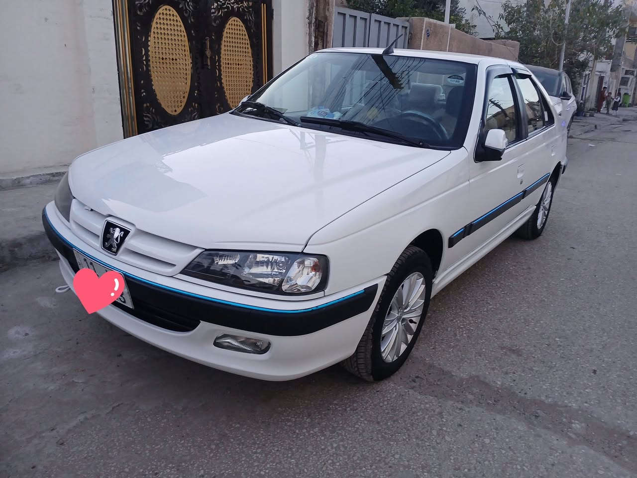 السلام عليكم بيجو بارس موديل 2025 حره بأسمي تحويل مباشر  كفاله عامه حتى من الشخط مكفوله رقم بغداد دوشمه عامه  كاعيتهاا غير مستخدمه ام الويل كب الجديد السعر 92 وبيهه مجال بسيط  بعدهه بظمان الشركه  ***********
