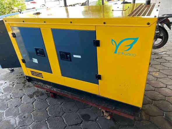 تحيه طيبه
مولد ازوزه 2 بستم 
سعه التوليد 12.5kv
كاتم نوع أقصى 
مع منظومه حمايه 
للاستفسار 
***********
***********
