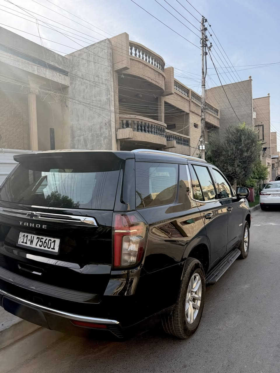 شيفروليت تاهو 2022 خليجي LS
وكالة منصور رقم بغداد باسمي ماشيه 119 
بصمة تشغيل ، بصمة ابواب ،ثلاجة ، تشغيل عن بعد ،دخول ذكي ، كشن كهرباء، اضاءة داخلية LED ، كاربلاي اندرويد اوتو ،كامره ، اوتو هولد ،رادار امامي وخلفي وجانبي، تنبيه تصادم،فرملة طوارى، حفاظ على المسار،  مساعد توجيه ، انذار المشاة الامامي ،
بارد  بالجاملغ الخلفي عكس السايق
مكانها بغداد ***********
