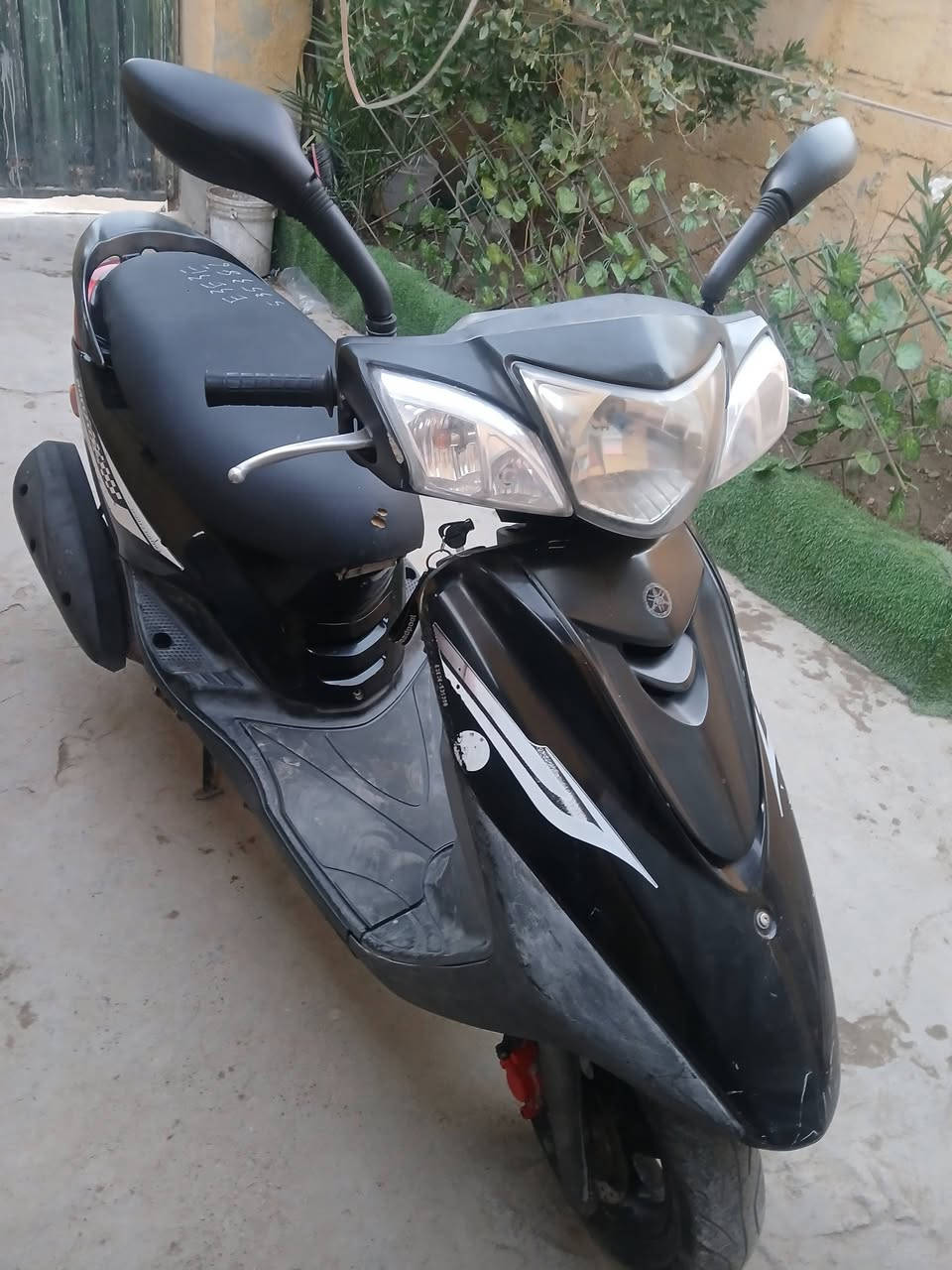 السلام عليكم بريز بغبغاء للبيع الدراجه رمبه برغي واحد مامفتوح بيها مكاني بغداد الشعب *********** السعر مليون و١٠٠
