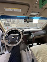 تاهو 2010 خليجي  LT كفاله مكينه كير حداده للاستفسار 07822486700