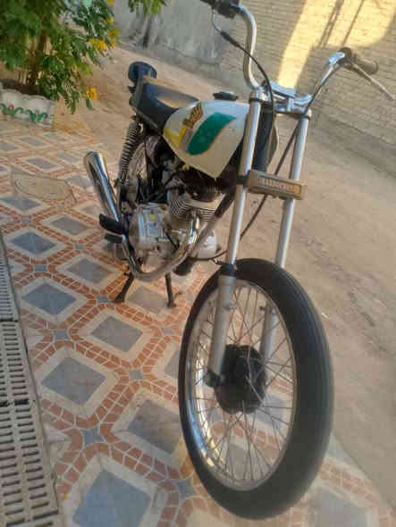 سيجي نامه للبيع او مراوس اوراق كله خمسه وعشرين مكاني حله متواجد فيس وهذه رقمي ***********
