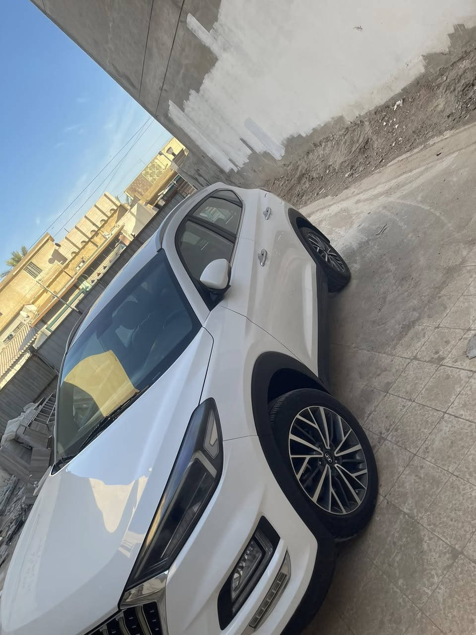 تحيه طيبه 🌹🌹
توسان 2020 
سياره مكفوله من بارد والمعجون 
ويل موصفات 
5 عدسات 
بجم لكزز 
*********** 
متوفر وات ساب
