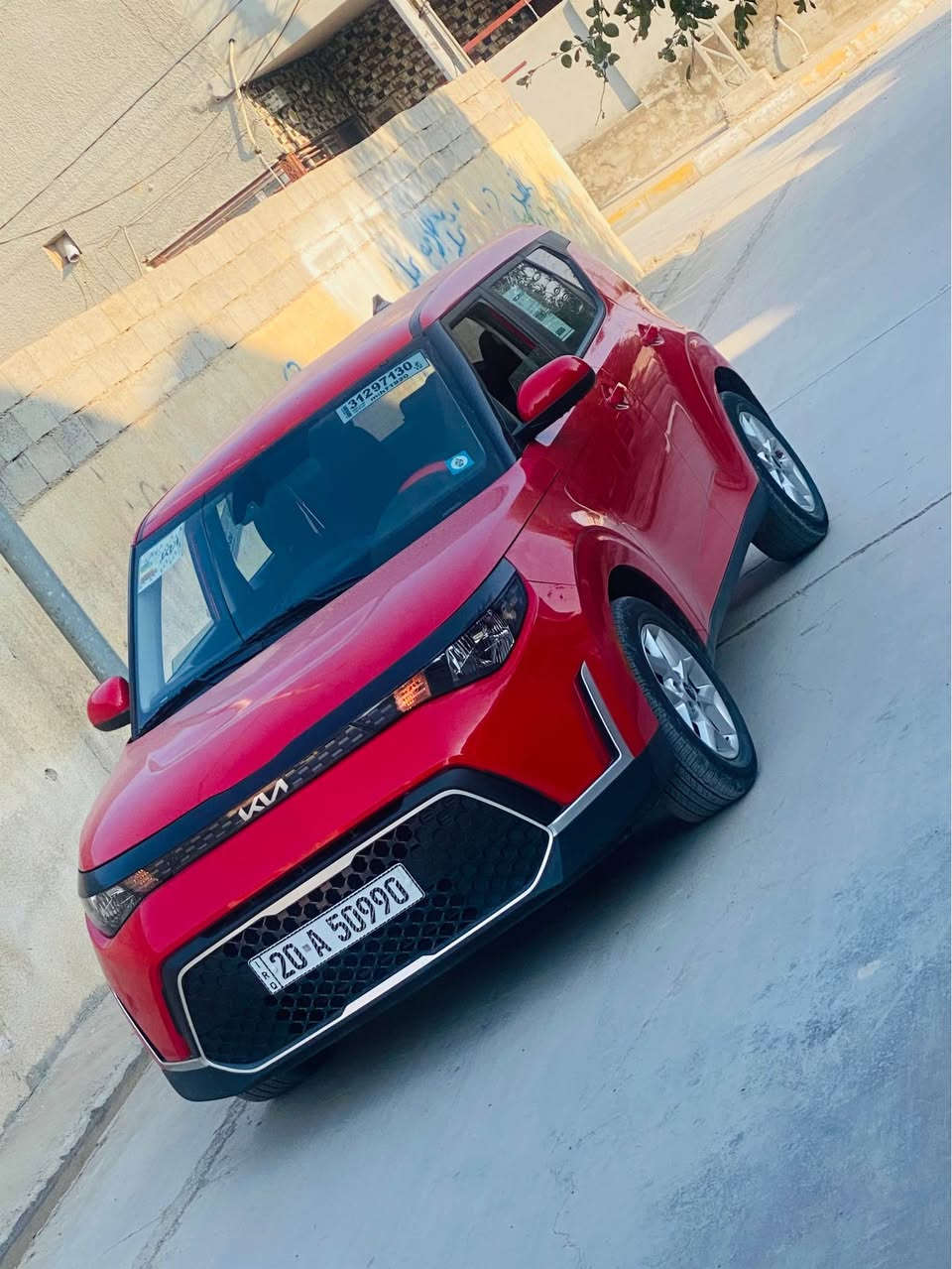 للبيع كيا صول 2024 مرقمه رقم ديالى شرط التحويل 
المواصفات 
محرك 2000 دوش
كير محرك جدد
السياره ماشيه 19 الف 
شاشه ديجيتال
تخم تاير 
رقم ديالى الانكليزي 
تحكم ستيرن
شاشه كبيره+كامره خلفيه دواره 
توقف ذاتي 
تحديد مسار 
سنويه 2030
تبريد تدفئه
ثلاث انظمه قياده
الظرر فقط جاملغ وبنيد كما موضح بالصور السونار مرفق مع الصور 
للاستفسار الاتصال على الرقم ***********
السعر 157 وبيها مجال بعقوبة, ديالى
