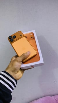 آيفون 17 • ايماراتي • نفس الأصلي