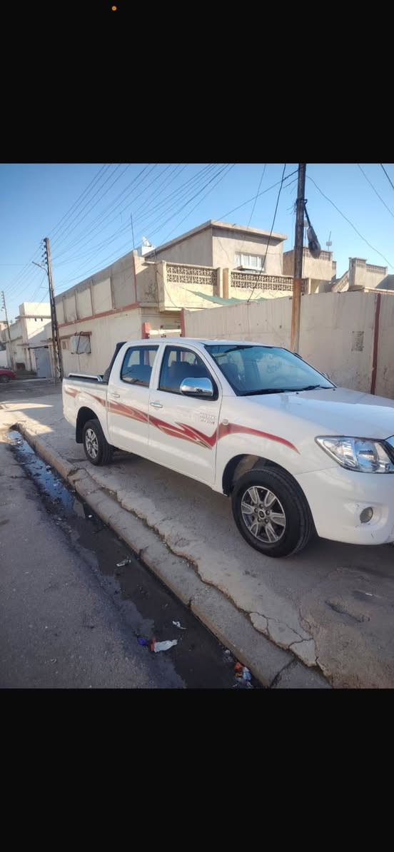 للبيع 2011 بس بيه بارد شي قليل كلين
محركً مامفتوح 
رقم اربيل دولي شرط لتحويل 
السعر 165ربيه مجال 
الاستفسار ***********
