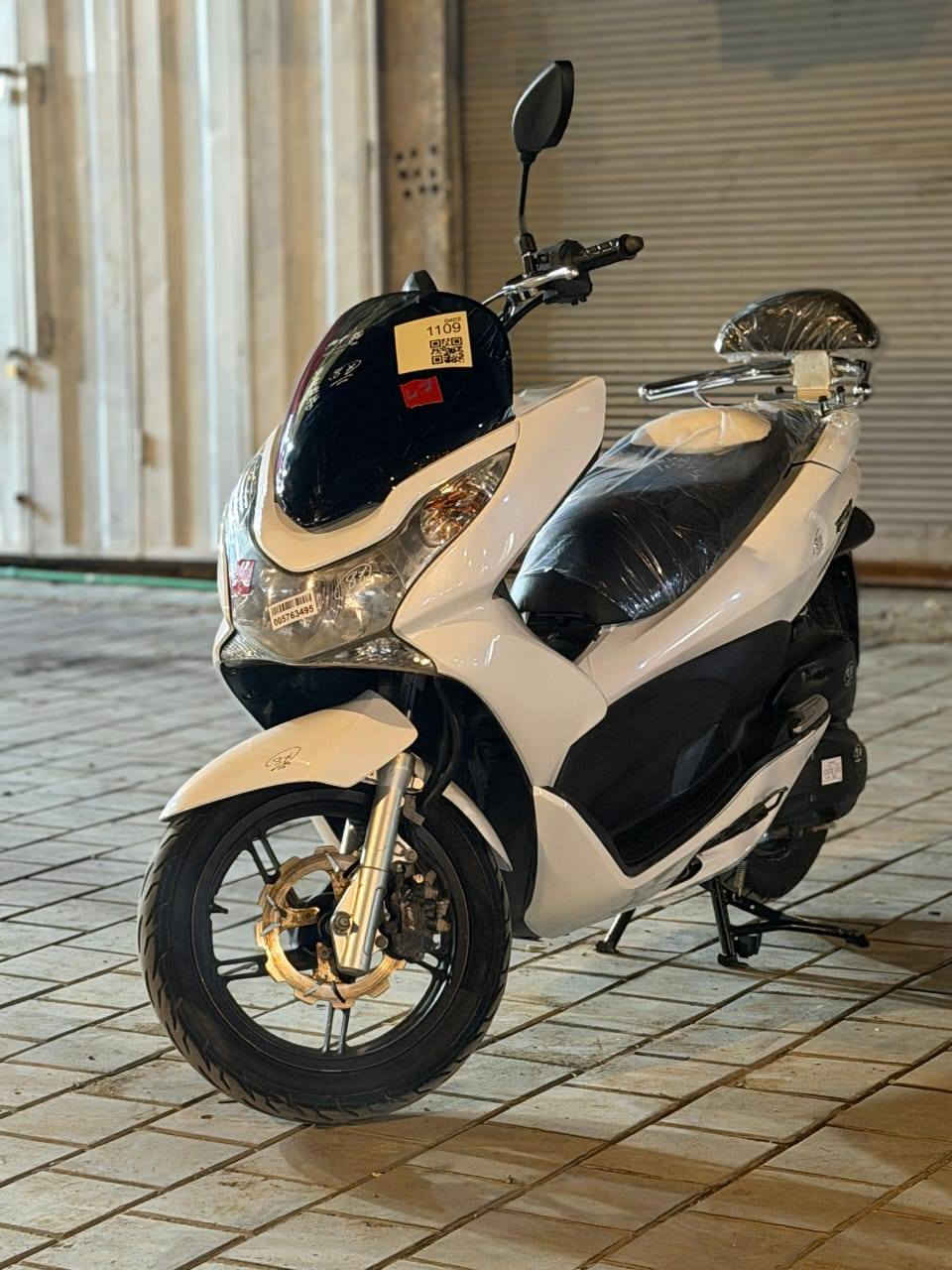 السلام عليكم ✋😊
دراجة pcx جيل الأول دراجة خير من الله كلة شغال اي نقص ما بيها سلف كهربائيات اشاير لايت كلة شغال تايرات جدد دهن جديد جيب فيتر وفحص عنوان مدينة الصدر.... للاستفسار الاتصال ع رقم (*********** ).. ✋☺️
