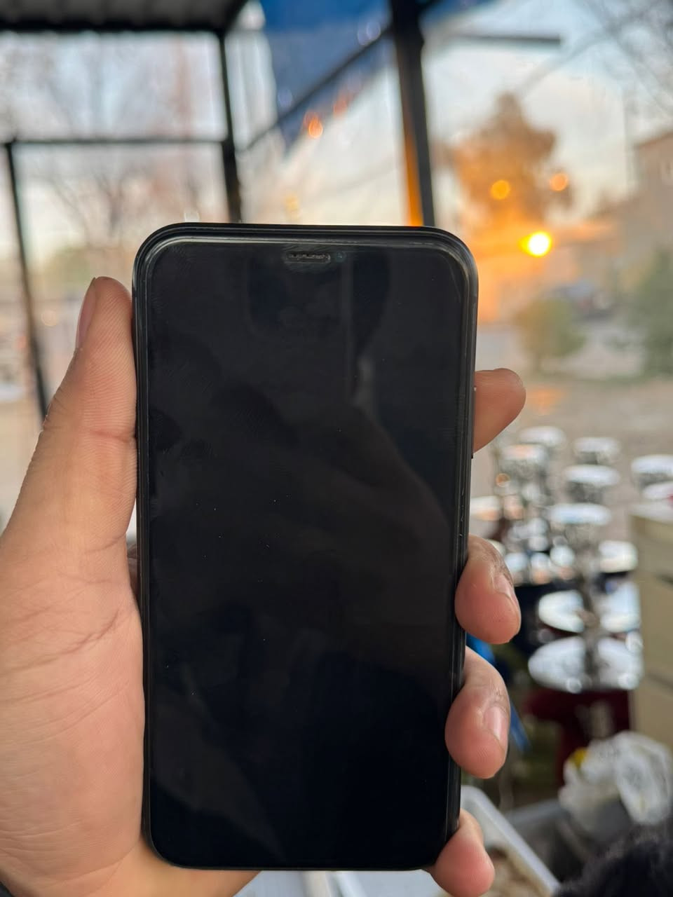 ايفون 11عادي كله بلادي شرط النضافة بطاريه ٧٤ ١٢٨ ك للبيع ٢٨٠ وبي مجال الشراي يتصل ع رقم او واتساب ***********
