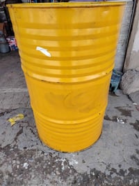 برميل • فارغ • نظيف