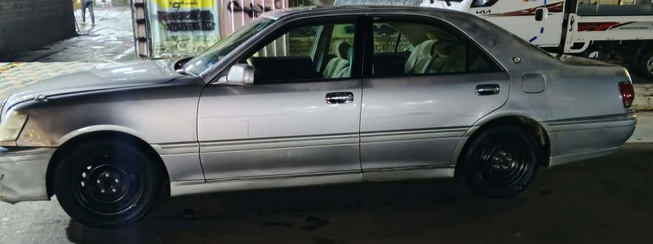 السلام عليكم جنون أدوات بيه فقط لوحات  سياره جاهزه نضيفه وحلوه مكينه كير حداديه تبريد جديد مكينه ديفور الجبير بيع او مراوس ب شاهينه  سعر 28 مكاني ميسان عماره ***********
