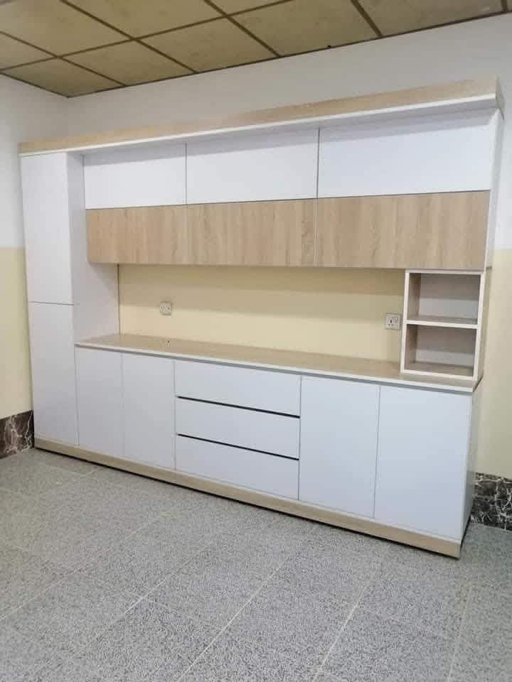 كاونتر ٣ متر +سنك متر ونص الاسعار من مليون الى مليون وربع 
للاستفسار واتس اب ***********
