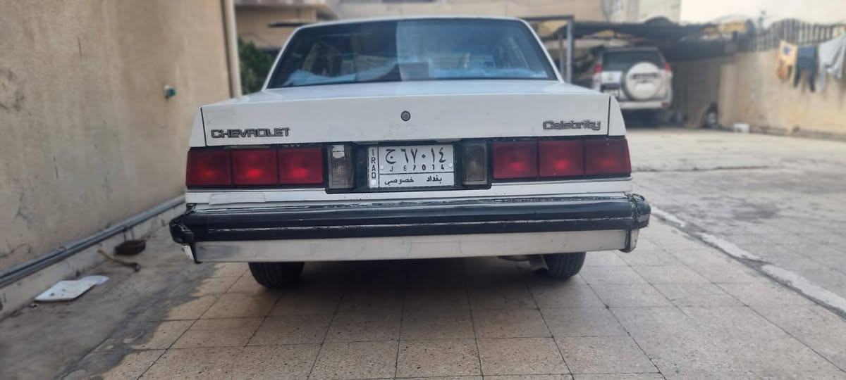 السلام عليكم
سلبرتي محرك افيلون 2001 
شلعه ومعدل صاروخ 🚀
رقم بغداد بسمي مشروع وطني 
سياره مابيه ضربه وخياس 
سعر ٣٤
عنوان كركوك
رقم هاتف ***********
