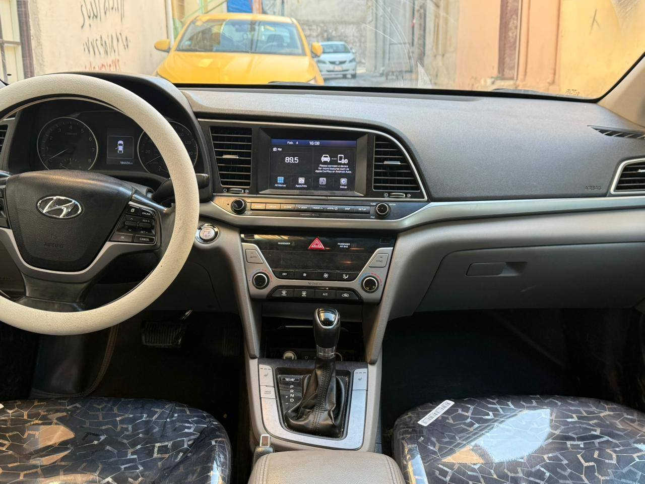 السلام عليكم
النترا ٢٠١٧ فول مواصفات ماعدا السلات امريكي ضررها بوند وجاملغ وشويه بل داخل  جاملغ مبدل وبوند اصلي السياراه بل موصل رقم بغداد  الجديد شرط التحويل السعر ١٢٥ تفاصيل اكثر *********** بي واتس اب
