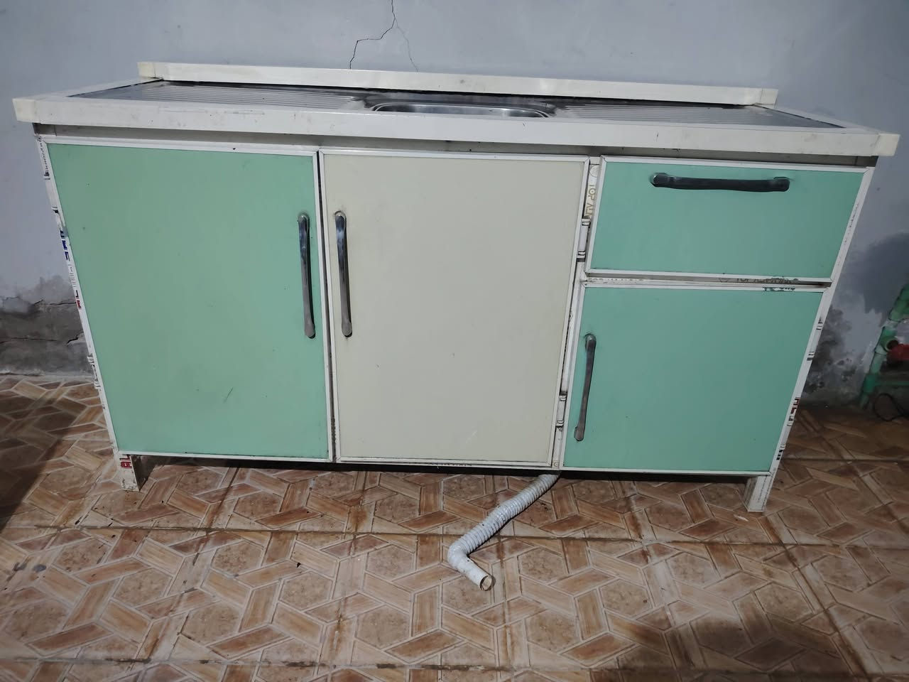 سنكي ٣ بيبان وياه ملحق نضيفه مثل مواضح بصوره سعره ١٢٥ مكاني كوفه شارع المعمل ***********
