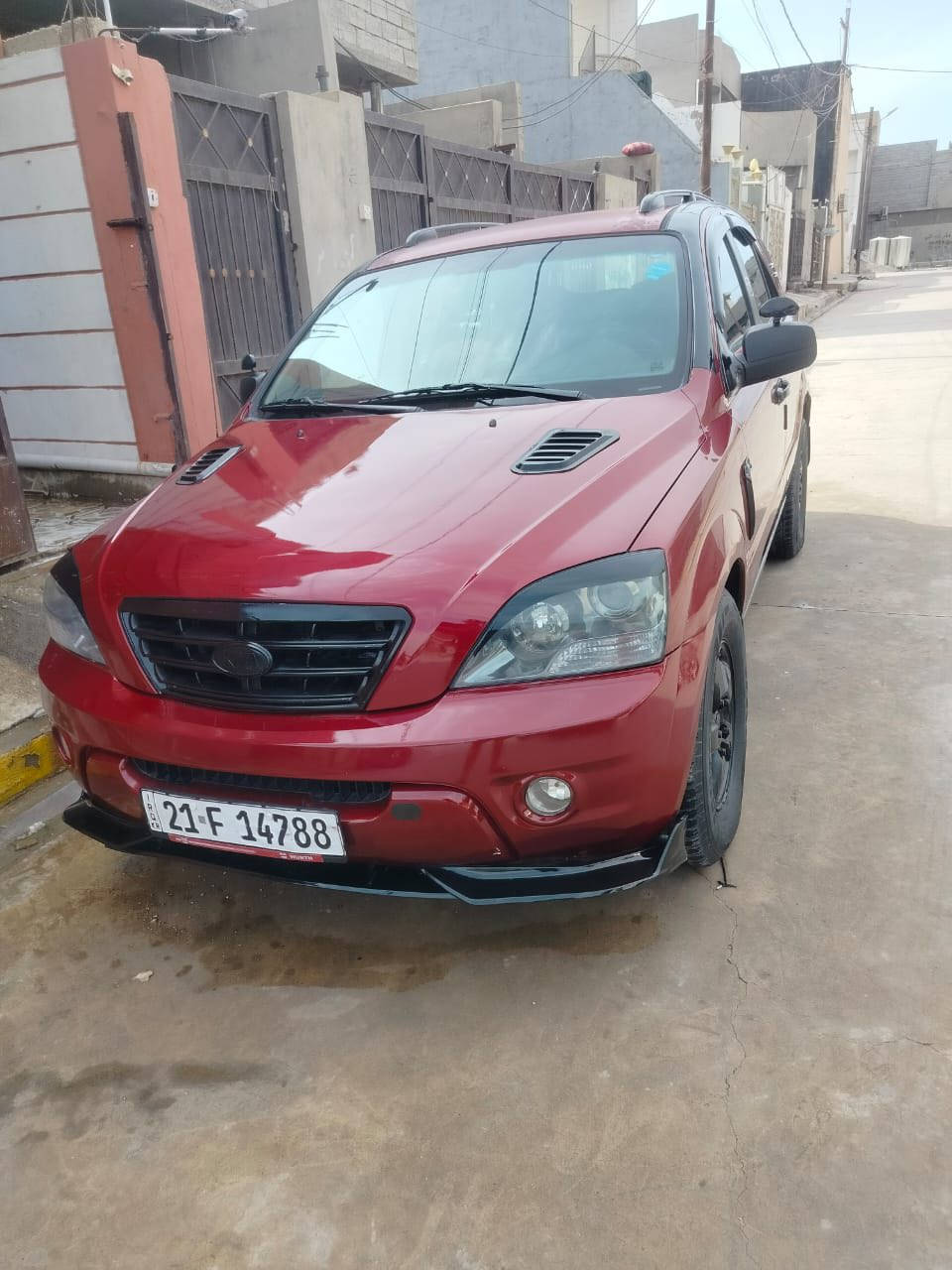 سورنتو 2008 ضرر بونيد وجاملغ وبيها مكانات بارد سياره جهازه مابيها كل نقص وبيها بس صوت راجز اول ماشغل الصبح 
السعر 110
***********
