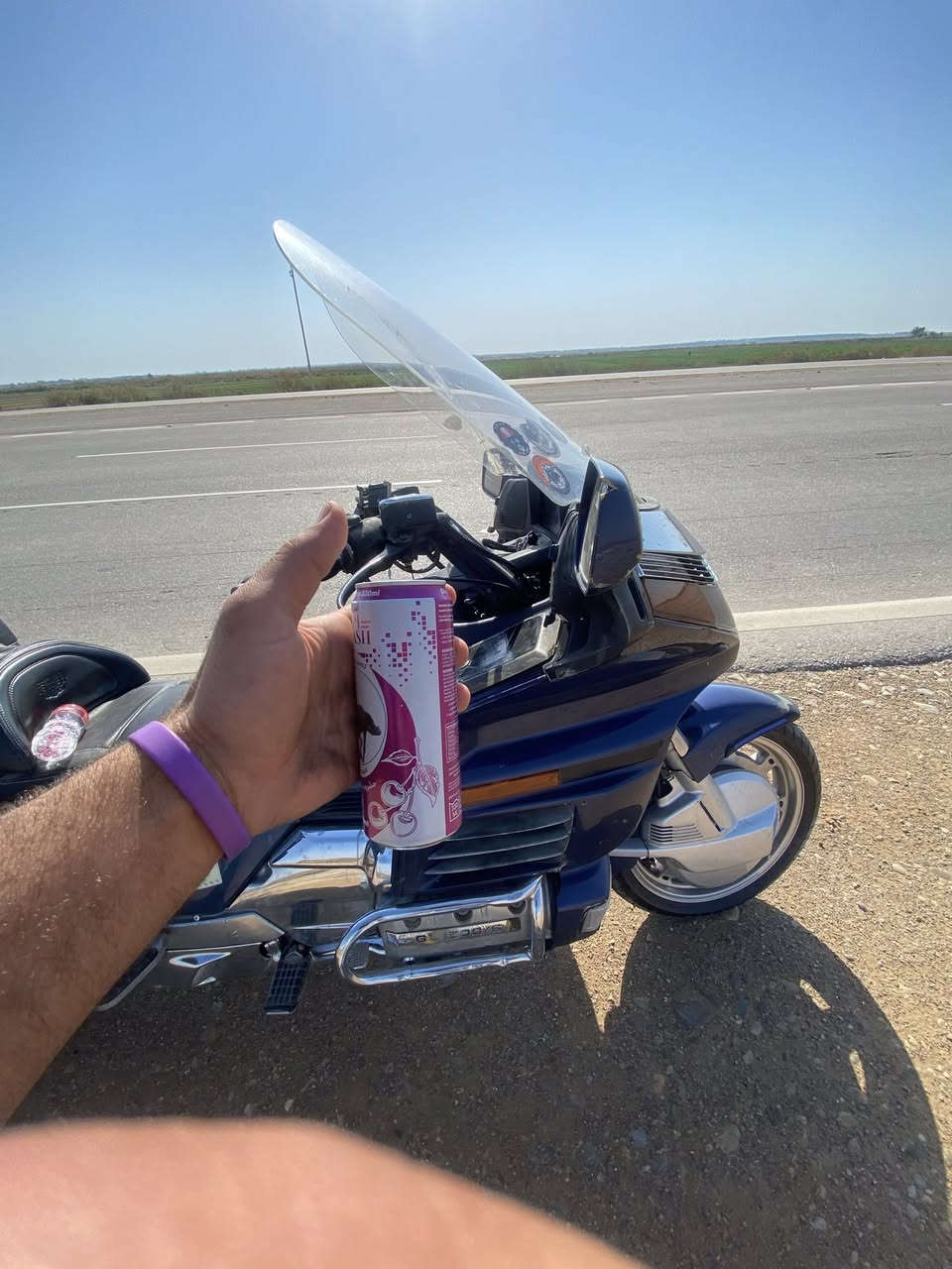 سلام عليكم اخوان كولدن 1500 للبيع  الدراجه كلشي شغال جك بك مسجل نشرات    مستعجل ع البيع عندي ضرف  
شراي خابرني وتساب سعرها 24 مكاني بغدد رقمي ***********
