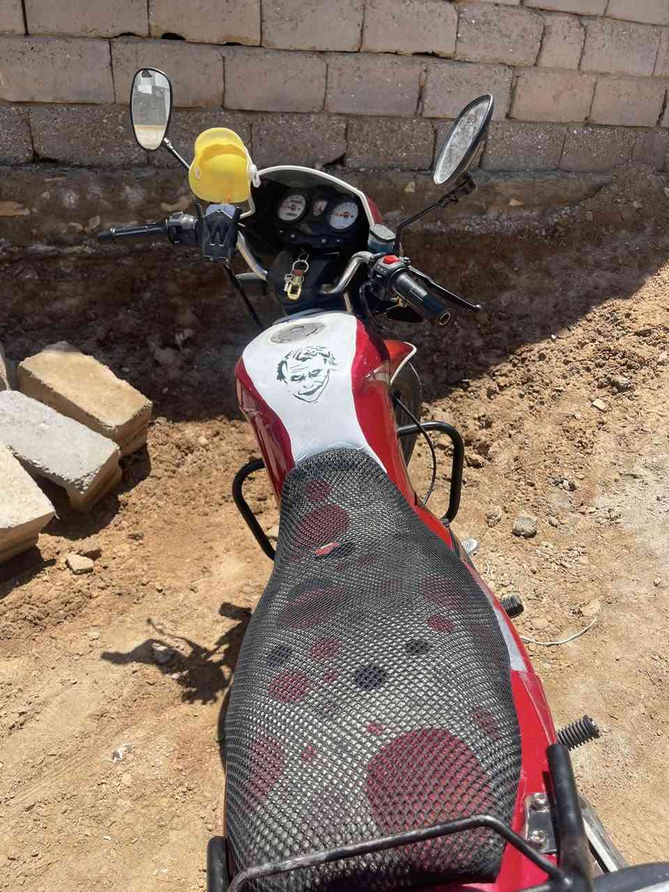 موطور سايم للبيع اوراق نضيف مثل ما بيمن ب الصوره السعر 650 بي مجال قليل للشراي اتصال واتساب ***********
