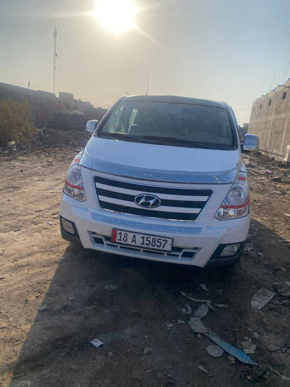 ستاركس مفتوح ٢٠٠٩ لبيع  سياره جديده حلوه كلش مكينه وكير واكسن باكيت  حداديه توني مسويه كامل سياره مال جناي    سياره بيه قطعتين   مكان السياره القرنه سعرها خاص تواصل ***********
