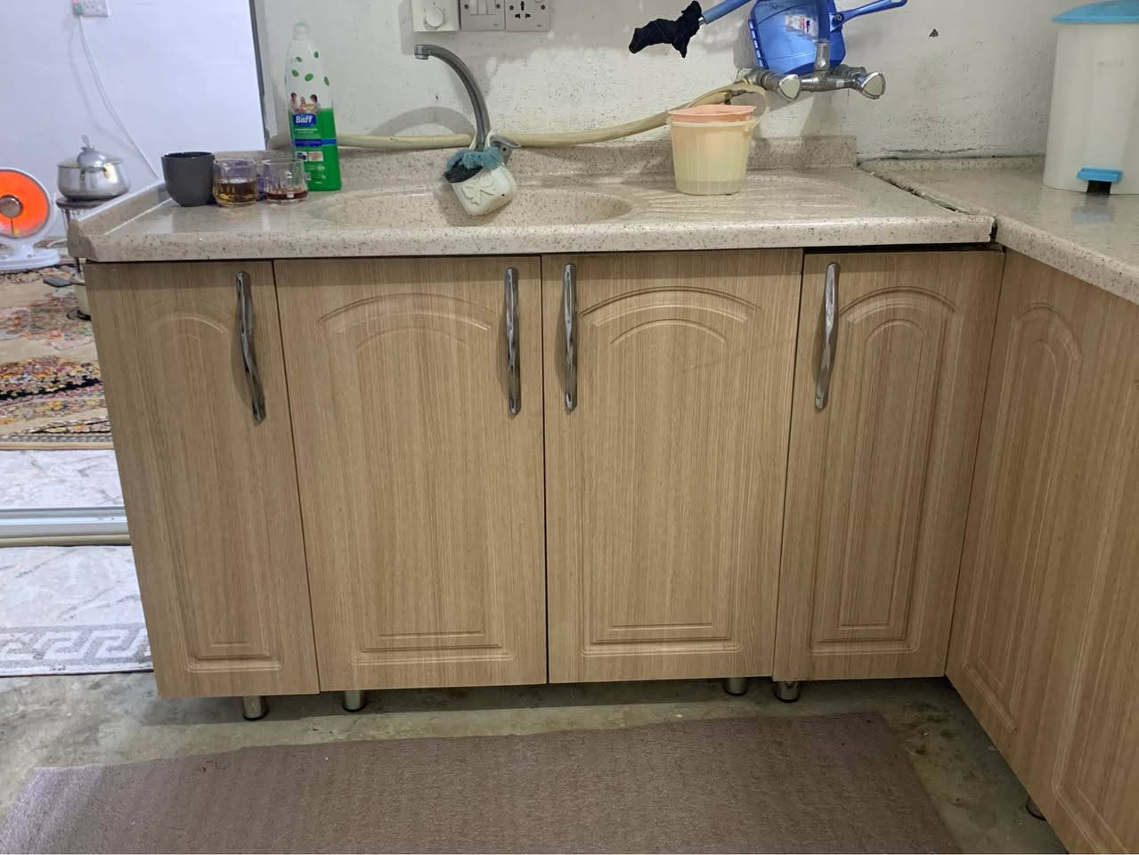 ٤ مەتر بە مەتر و نیو
شوێن قەڵادزێ 
٣٥٠ هەزار 
*********** بشدار, السليمانية
