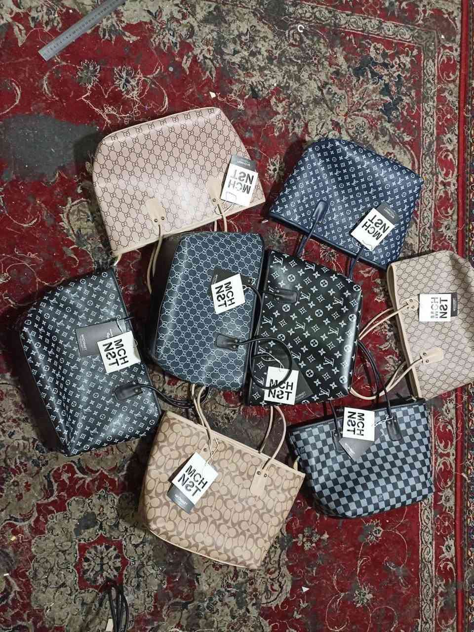 حقائب نسائية كوالتي عالي موديلات تجنن والأسعار مناسبه السعر القطعة 5الاف التوصيل الجميع محافظات العراق بس 5الاف التواصل معنا ع واتساب ***********
