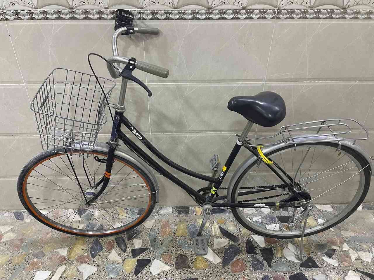 بايسكل نضيف وجديد للبيع ب٦٥
للشراء التواصل خاص


**إذا كنت صاحب هذا الإعلان وتريد حذفه لأي سبب، رجاءا أرسل رسالة إلى الدعم الفني**