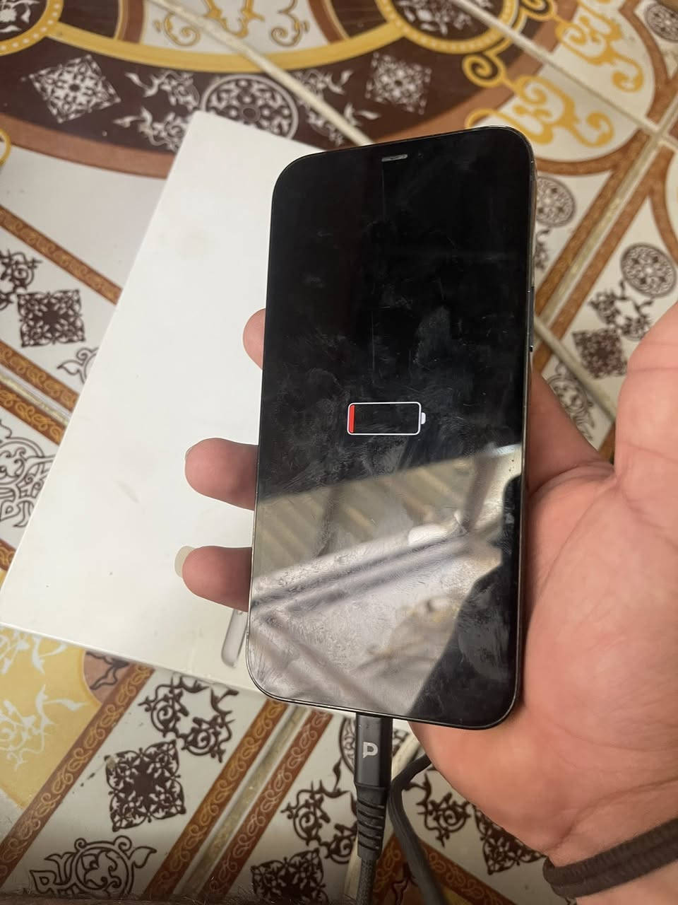 ايفون 12 برو ماكس
دبل سيمكرت كفاله عامه فقط ضهر مكسور ملحقاته فقط كارتون  بطاريه ٧٤ اصلي شرق اوسط سعره ٤٥٠ الف مكاني ميسان حي الخضراء***********
